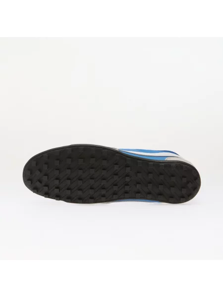 Superge Nike bela
