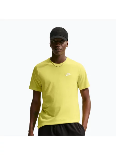 Tricou pentru bărbați Nike Sportswear Club sonic yellow galben