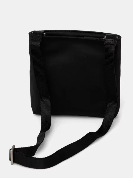 Calvin Klein Oldaltáska fekete