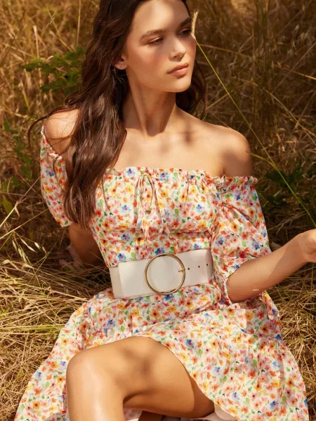 Mini obleka Trendyol s cvetličnim vzorcem bež