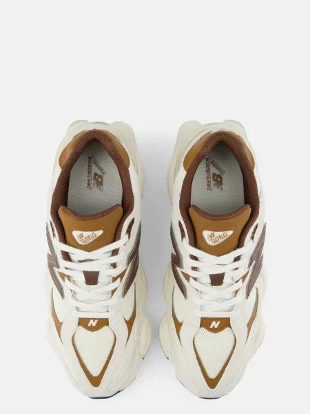 Кроссовки New Balance 990 бежевые