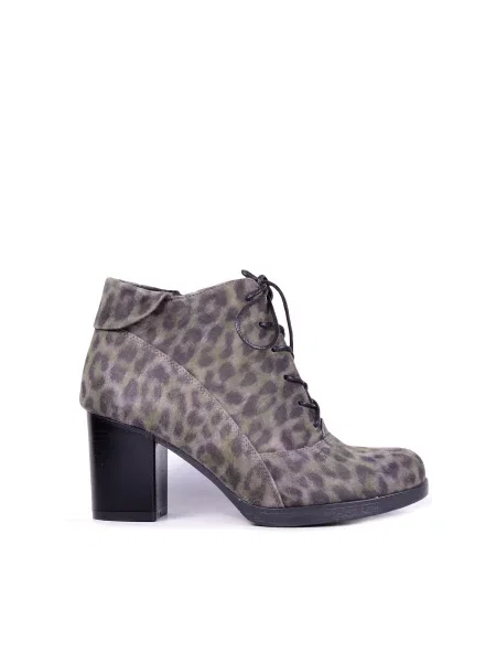 Замшевые ботильоны Irbis черные