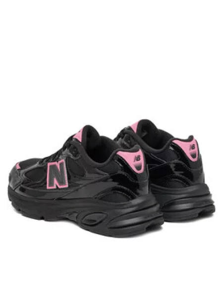 New Balance Sportcipők fekete