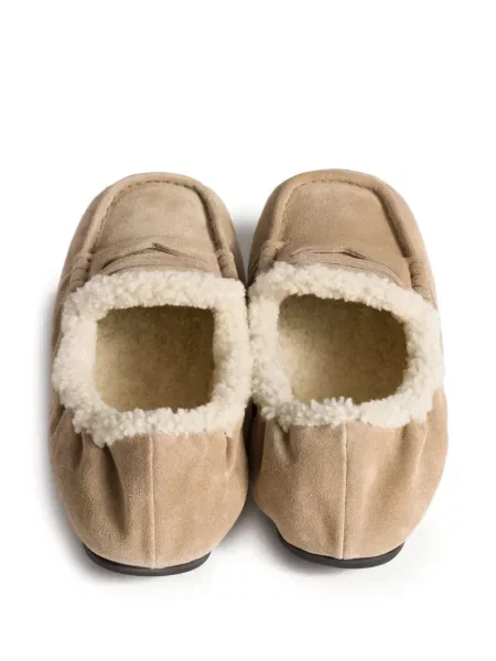 Szarvasbőr loafer Miu Miu