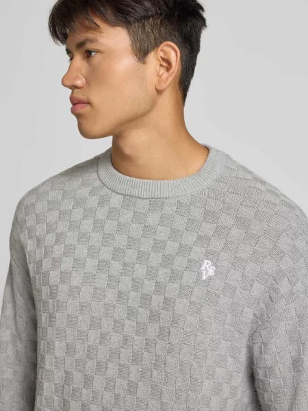 Sweter o kroju regular fit z imitacji dzianiny Review