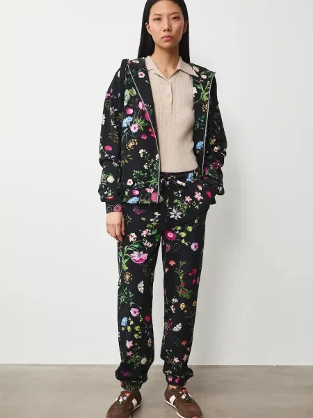 Spodnji del trenirke Medicine črna