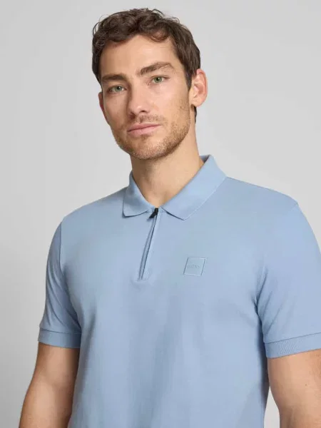 Koszulka polo z mieszanki bawełny o kroju slim fit model PASSERZIP' Boss Orange niebieska
