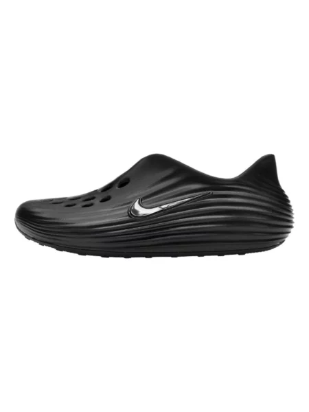 Félcipő Nike fekete