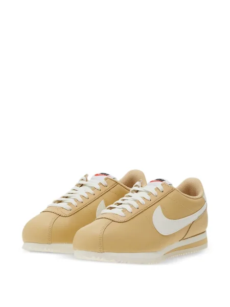 Pantaloni scurți Nike galben