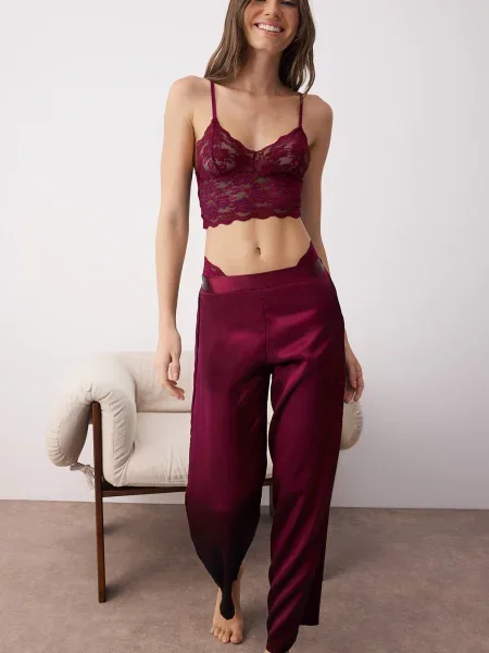 Trendyol Pijama burgundy roșu