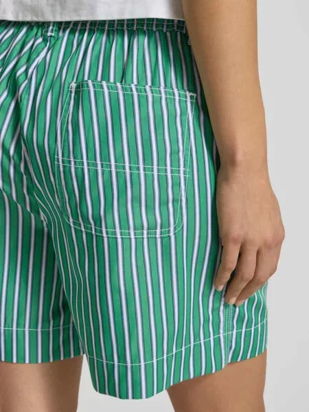 Szorty o kroju regular fit z czystej bawełny Lauren Ralph Lauren zielone