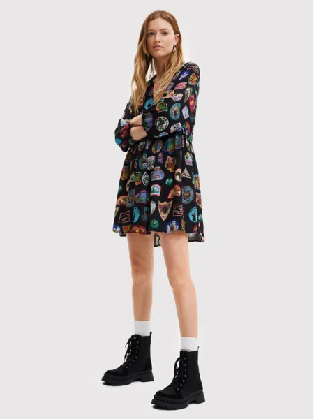 Öltöny ruha Desigual fekete