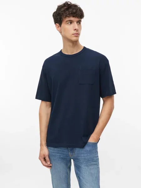 T-shirt z grubego dżerseju z kieszenią na piersi o kroju Modern Fit niebieska