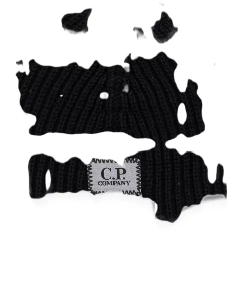 Шапка C.p. Company черно