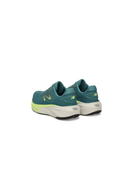 Běžecké boty New Balance Fresh Foam More V6 modrá