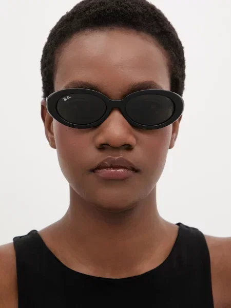 Napszemüveg Ray-Ban black/green. Méret: 54 fekete