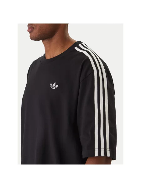 Adidas T-shirt Oversize crna