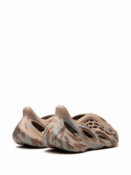 Tenisky Adidas Yeezy šedé