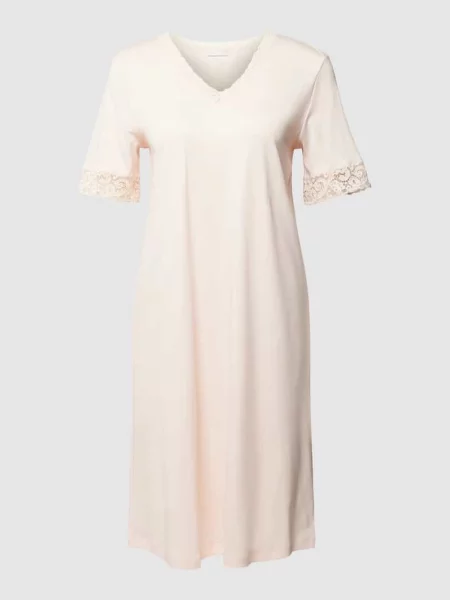 Koszula nocna obszyta koronką Hanro