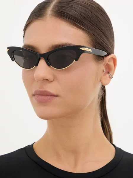 Bottega Veneta slnečné okuliare dámske čierna