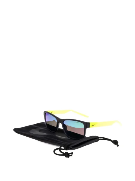 Ochelari de soare Nike clasici negru