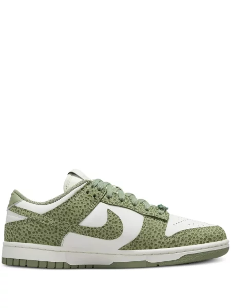 Pantofle Nike bílé