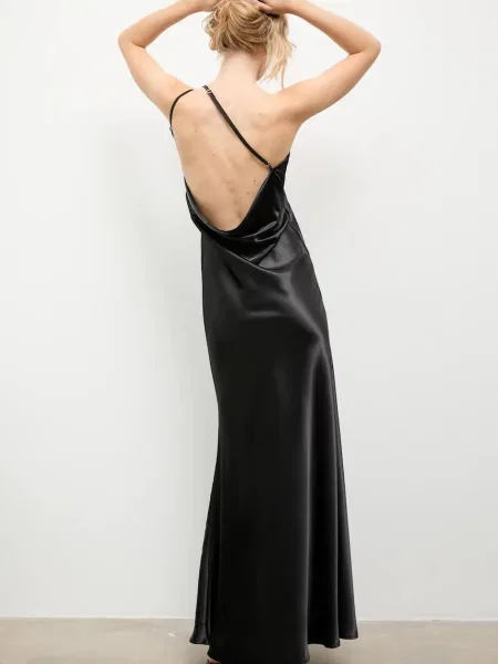 Haljina Answear.LAB maxi širi se prema dolje crna