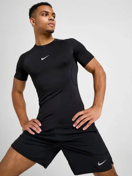 NIKE Funkční tričko Pro černá bílá