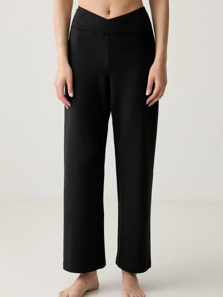 Adidas Performance pantaloni de yoga pentru femei cu modal Motion Essentials negru