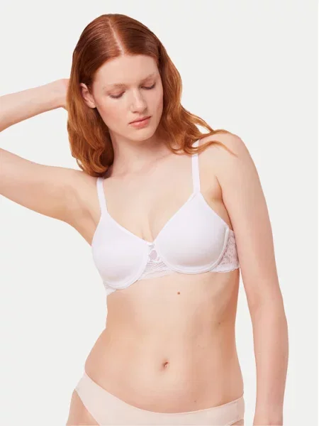 Triumph Сутиен с банели Modern Lace бял