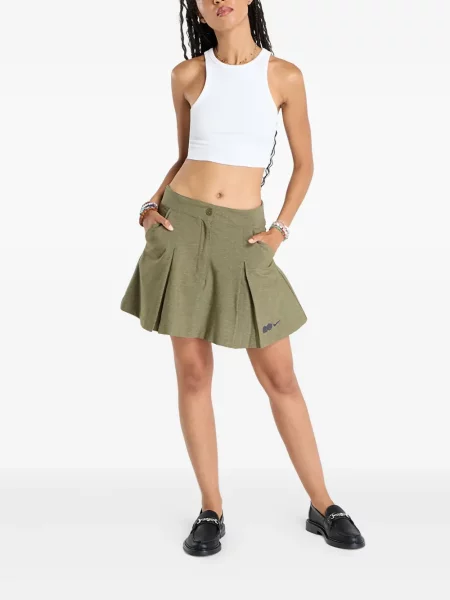 Dlouhé plisované tričko Nike s potiskem černé