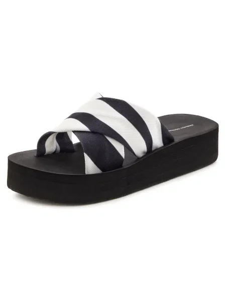 FRENCH CONNECTION Pantofle černá bílá