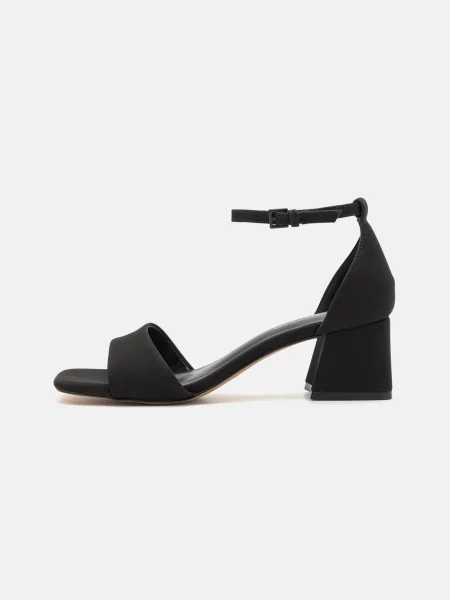 CALL IT SPRING Sandale cu baretă VICKI' negru