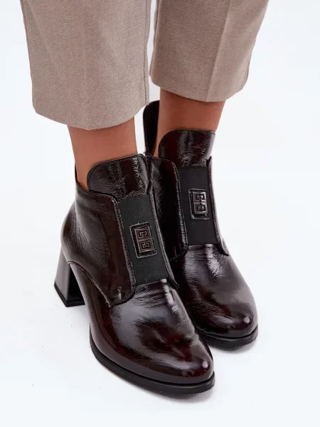 Ботуши Zazoo с висок ток от лакирана кожа черно