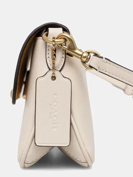 Кожаная сумка Coach бежевая