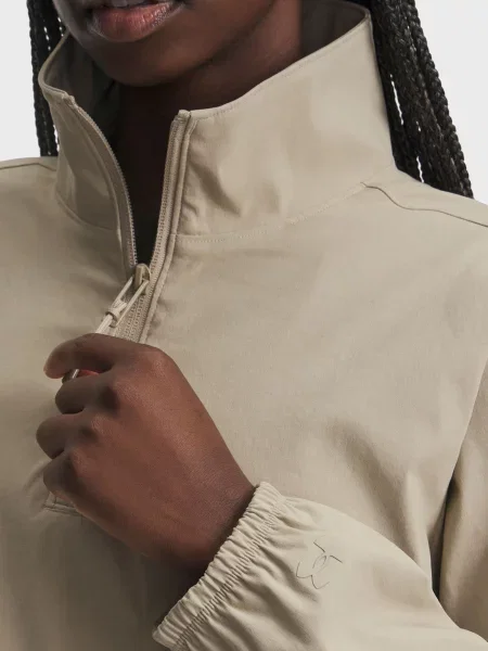 Анорак Under Armour бежевый