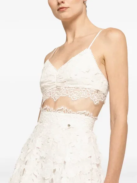 Top Nissa cu broderie cu model floral alb