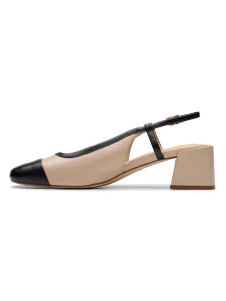 Pantofi Clarks bej