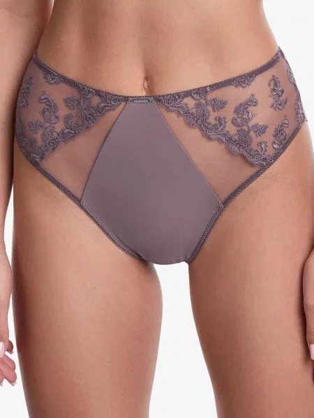 Высокие слипы с вышивкой рожеві