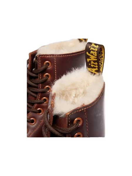Pantofi Dr. Martens maro