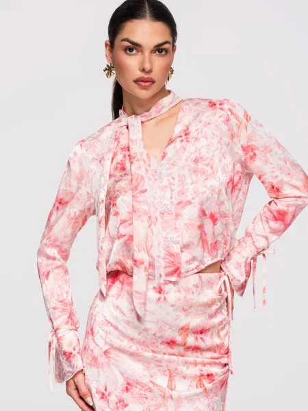 Bluză Edoti cu guler înalt