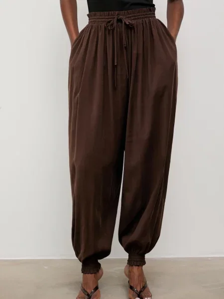 Answear.LAB pantaloni pentru femei cu modal maro
