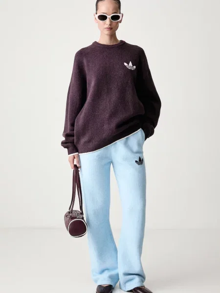 Adidas Originals спортен панталон дамски с добавена вълна Essentials синьо