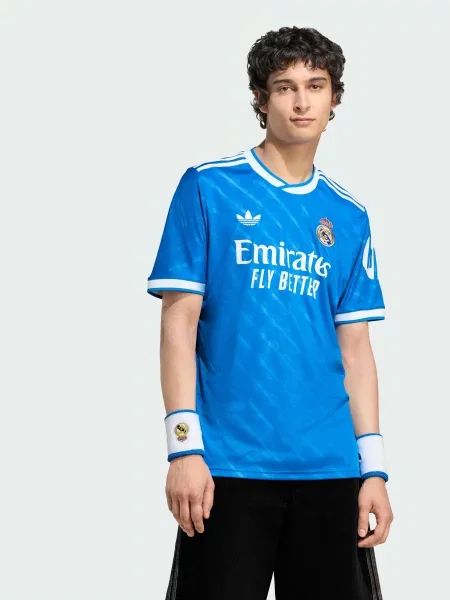 Футболка adidas синій