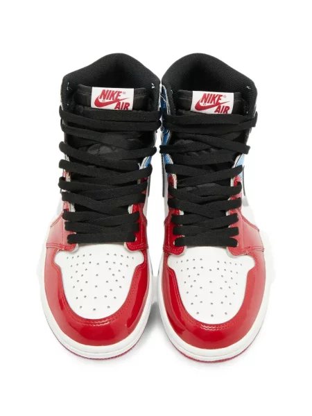 Sneakerși Jordan retro alb