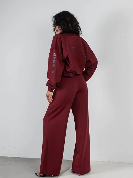 Женский костюм с брюками палаццо червоні
