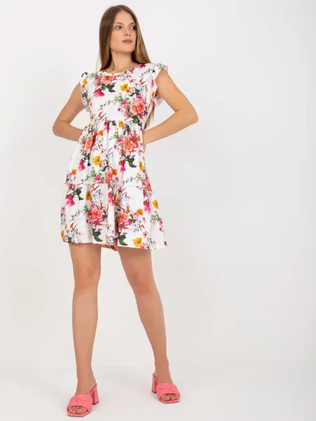 Костюм рокля Fashionhunters бяло