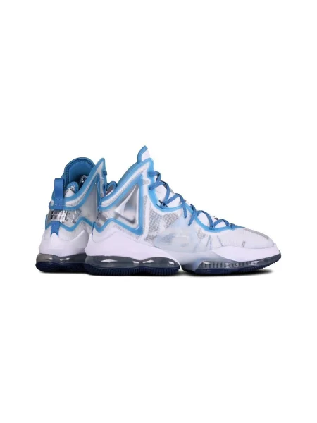 Pantofi Nike gri