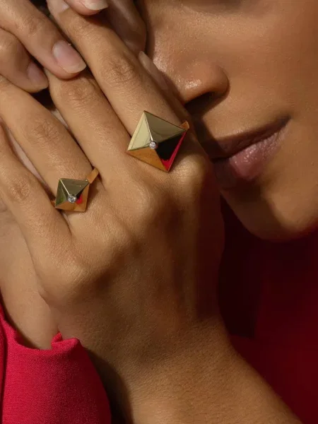 Inel Brooks Brothers galben