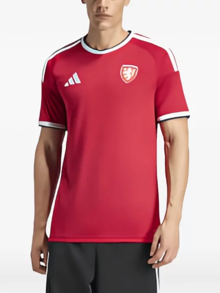 Tricou Adidas cu imagine cu model leopard negru